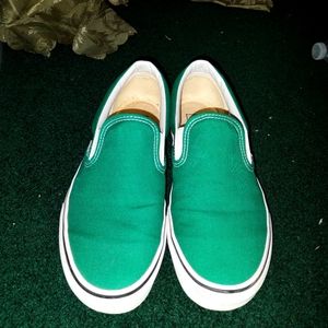 Vans slip on